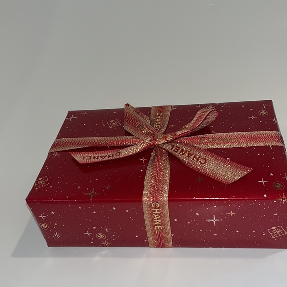 NEW CHANEL Holiday 2022 Gift Set Go to Extremes Mascara Set & Bag SOLD OUT! - Picture 9 of 9